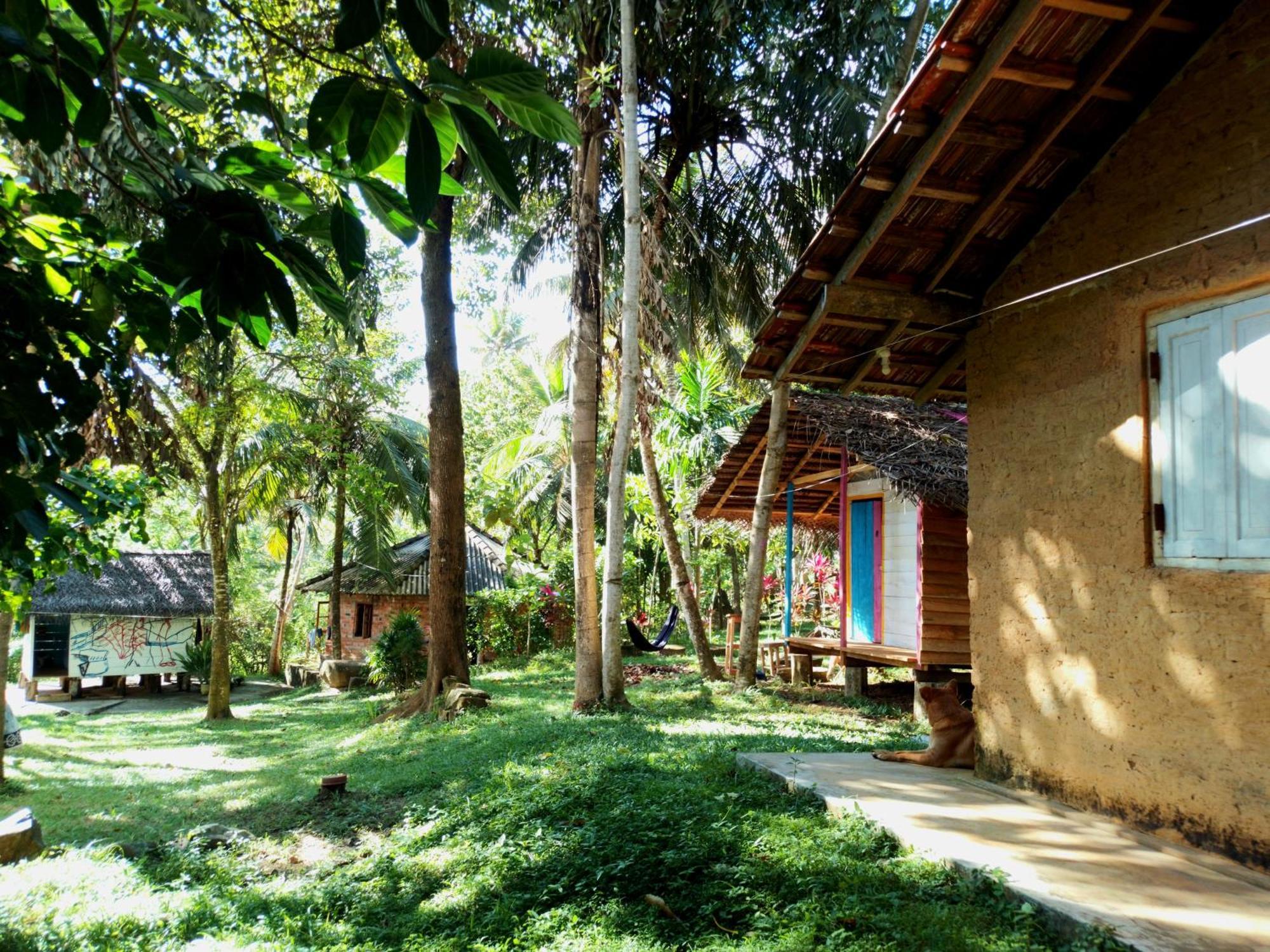 Hidden Well Hiriketiya Hostel Dickwella Exterior photo