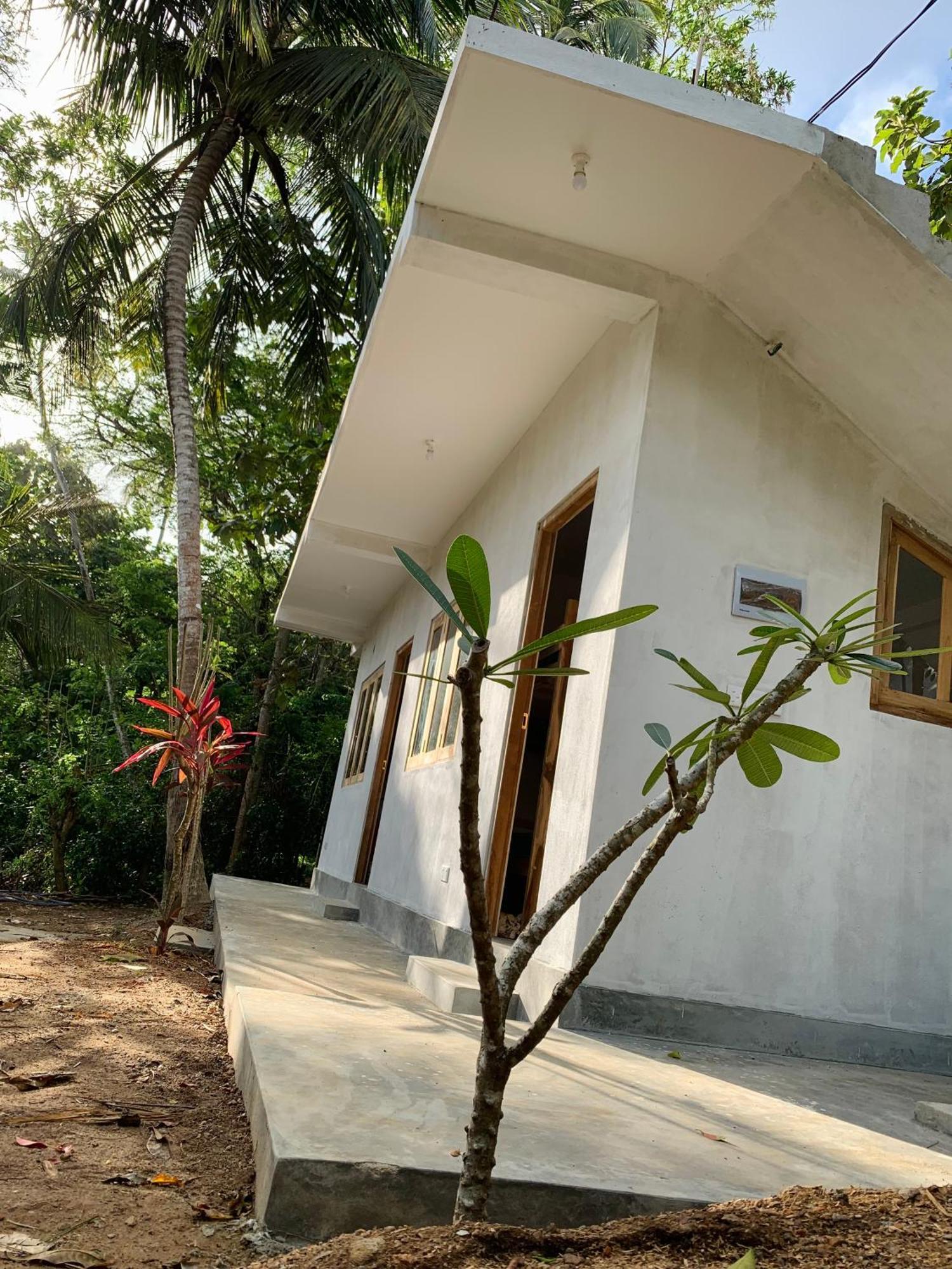 Hidden Well Hiriketiya Hostel Dickwella Exterior photo